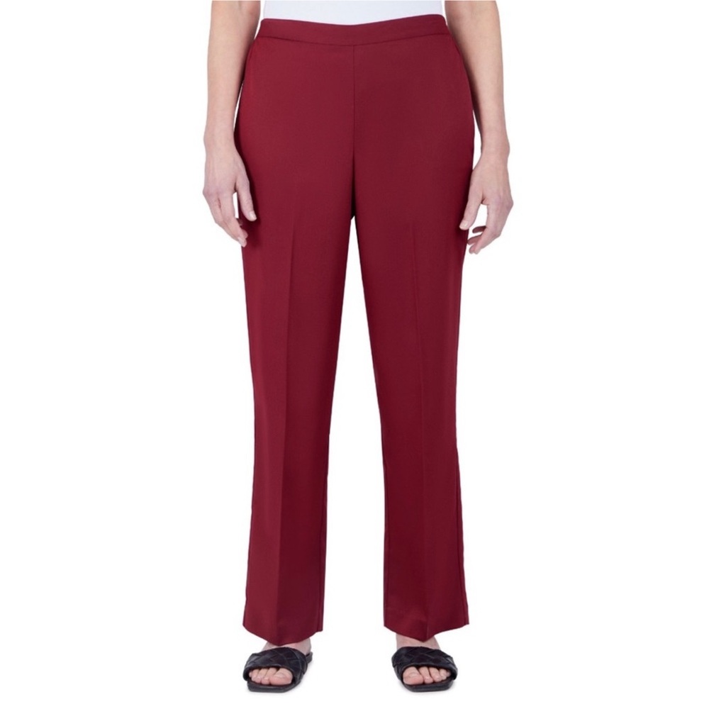 NWT Alfred Dunner Classic Fit Pull-On Red trousers Women’s 16 size NWT